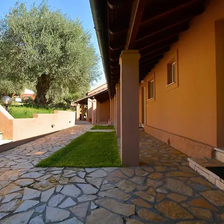 Renata & Apartmán Barbati