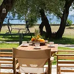 アパート Renata & - Beachfront, Large Garden & Free Parking *