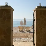 アパート Renata & - Beachfront, Large Garden & Free Parking バルバティ
