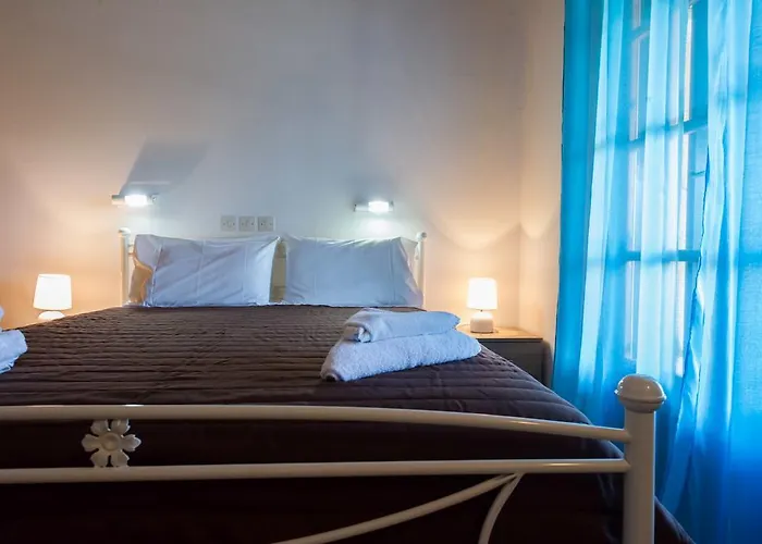 Appartamento Renata & - Beachfront, Large Garden & Free Parking Barbati