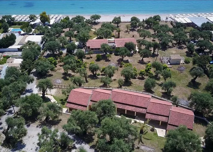 Renata & - Beachfront, Large Garden & Free Parking Appartamento *
