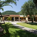 Appartement Renata Rooms&studios - Beachfront, Large Garden&free Parking *