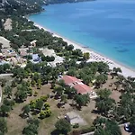 Renata Rooms&studios - Beachfront, Large Garden&free Parking * Barbati
