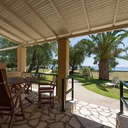 Lägenhet Renata & - Beachfront, Large Garden & Free Parking