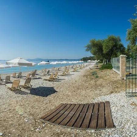 Lägenhet Renata & - Beachfront, Large Garden & Free Parking *