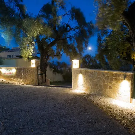 Renata & - Beachfront, Large Garden & Free Parking * Barbati